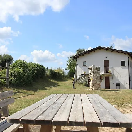 Летний дом La Ginestra