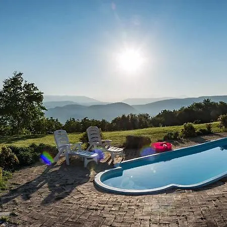 Casa di campagna La Ginestra Sellano